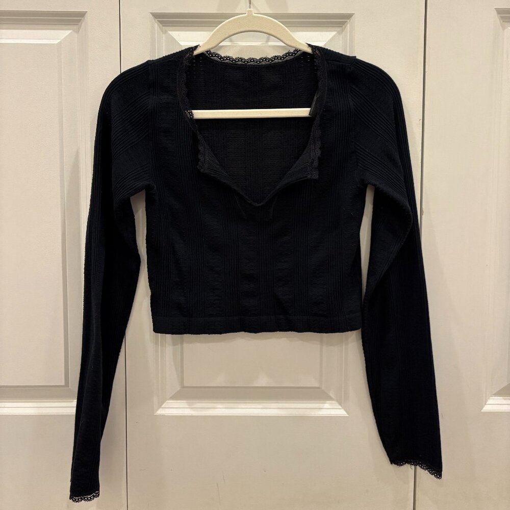 Urban Outfitters: Out From Under Ribbed Lace-Trim Cropped Long Sleeve top